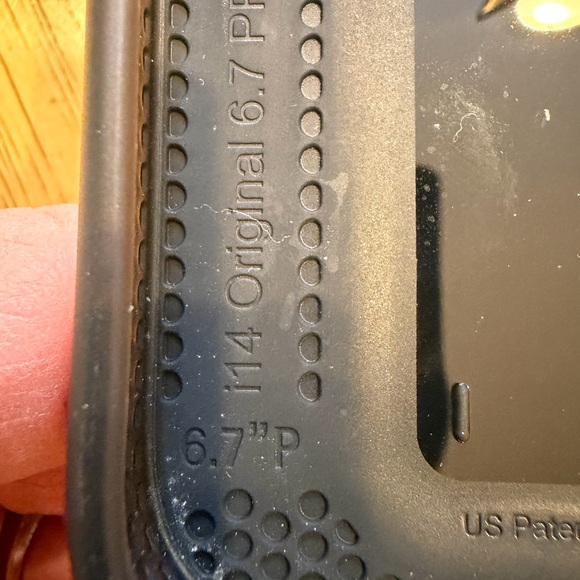 Loopy Case Iridescent Albalone Black iPhone 14 Pro Max with Loopy bag - Picture 4 of 5